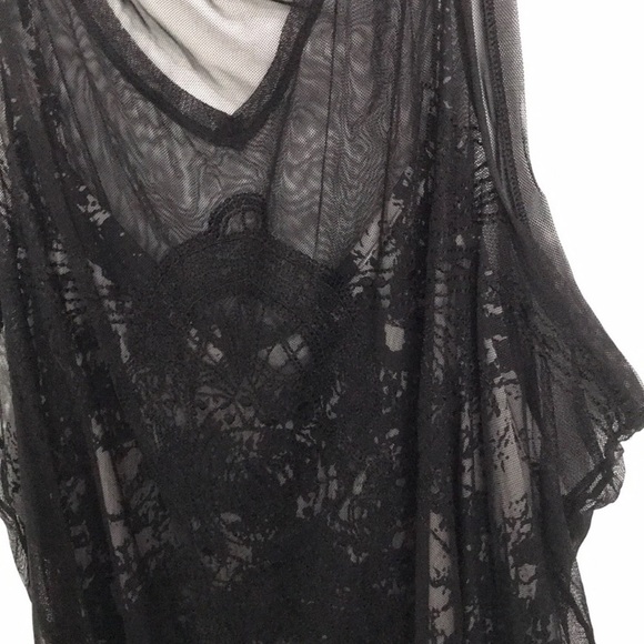 Plus Mesh Overlay Cami - Picture 2 of 5